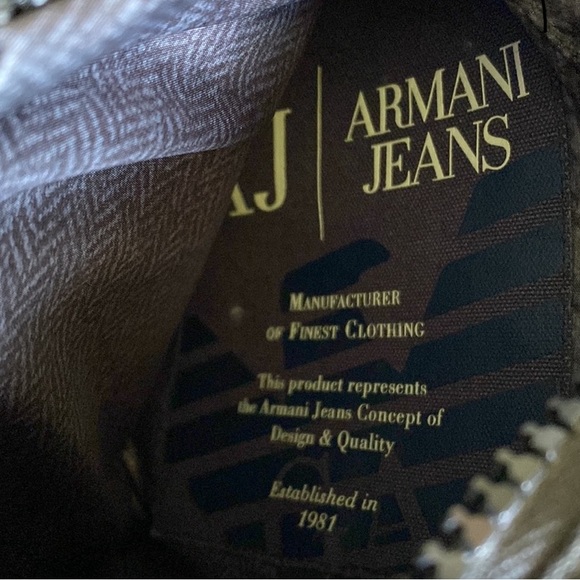 Armani Puffer Jacket - Picture 6 of 7
